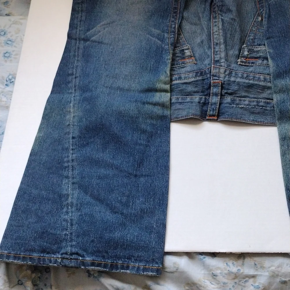 True Religion, 38